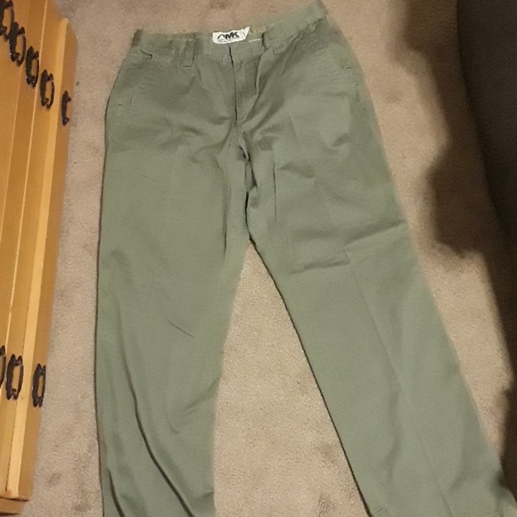 Men's Mountain khaki pants - Picture 2 of 5